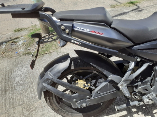 Rouser Ns 200