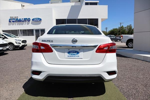 Imagen 6 de 12 de Nissan Sentra