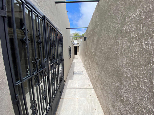 Apartamento Monoambientes En Alquiler Tres Cruces // Cordon
