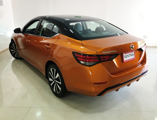 Imagen 5 de 15 de Sentra Exclusive Bi-tono Cvt