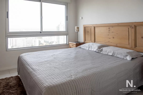 Se Vende Apartamento En Ocean Drive Ii De 3 Dormitorios, Punta Del Este