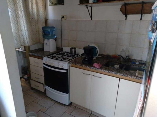 Imagen 4 de 8 de Dpto 3 Ambientes C/cochera Descubierta