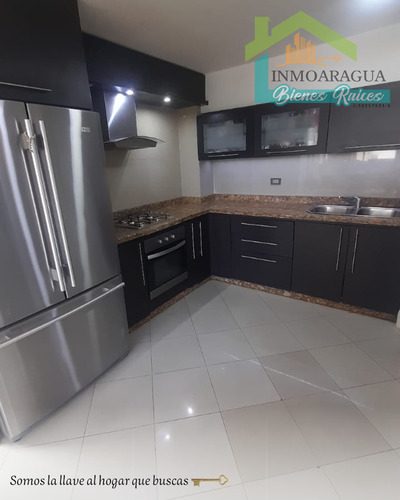 Apartamento En Venta Semiamoblado/urb. Andrés Bello/ Yp1390