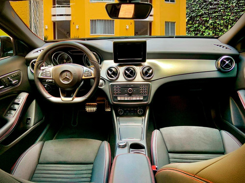 Imagen 5 de 12 de Mercedes Benz Gla 250 Sport