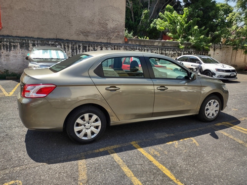 Imagen 6 de 15 de Peugeot 301 2014 1.6 Active Mt