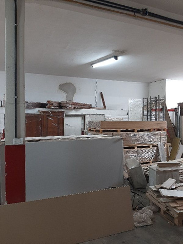 Excelente Local Deposito Y Vivienda