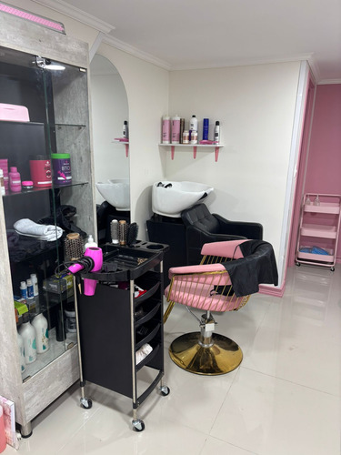Peluqueria Equipada Miraflores Alto