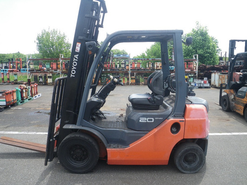 Autoelevador Toyota 2000k Nafta/gas