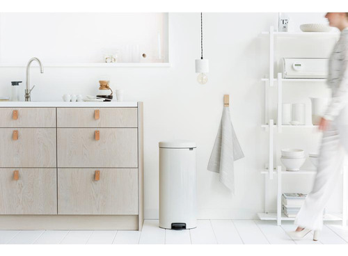 Lixeira New Icon Brabantia Acero 30 Litro Blanca