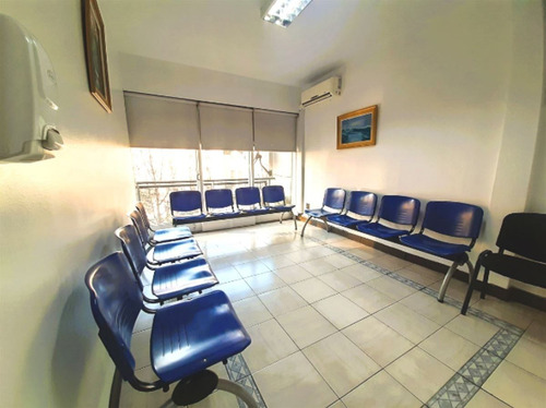 Centro Médico Odontológico Con 7 Privados En Venta Santiago