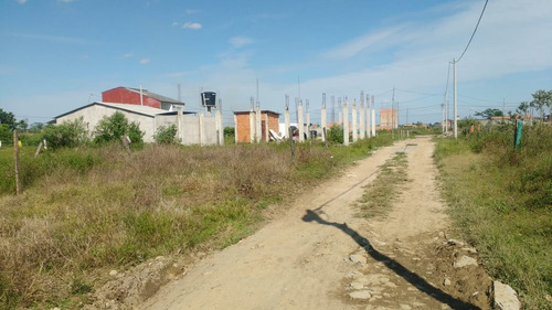 Se Vende Lote En Zona De Alto Desarrollo