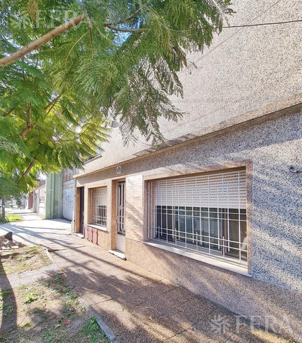 Imagen 3 de 17 de Venta Ph 4 Ambientes Con Patio, Quincho Y Terraza Con Parrilla En Sarandí (30282)