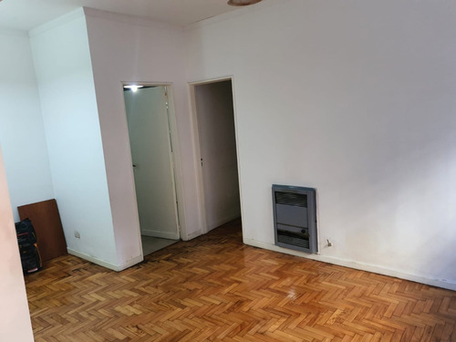 Hermoso Departamento De Dos Ambientes Y Patio/lavadero, En Inmejorable Zona,caballito,dueño Directo Sin Gastos,,,imperdible