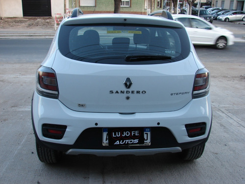 Imagen 5 de 21 de Renault Sandero Stepway Privilege Gnc Año 2017 Impecable !!