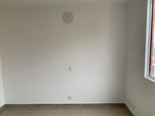 Venta De Apartamento En La Loma De Los Berna
