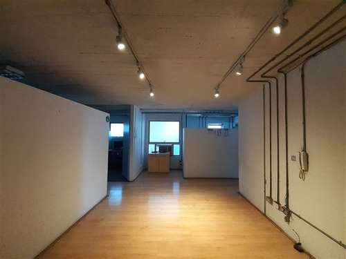 Imagen 1 de 9 de Oficina En Venta En Providencia