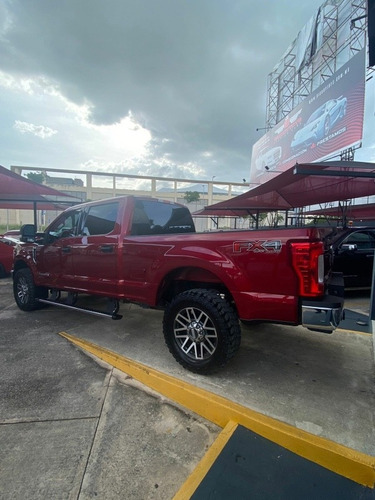Imagen 4 de 13 de Ford F-250 2017 6.7l Super Duty Cab Dob Diesel 4x4 At
