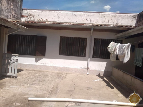 Imagem 1 de 14 de Ótima Localização Casa Térrea Próxima Da Praia E Comercio !!! - 13269