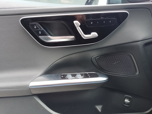 Imagen 13 de 14 de Mercedes-benz Clase C C300 Amg Line