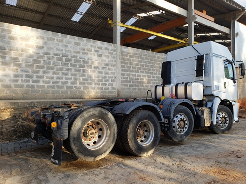 Vw 25.420 Ano 2014 Automático 8x2 =mb 2544 Iveco 460 Volvo