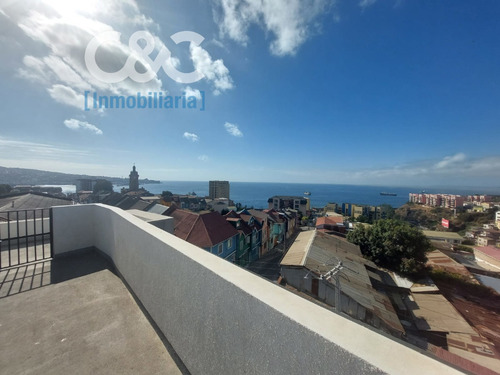 Oportunidad! Loft Amoblado Con Est Y Bod, C. Barón Con Vista