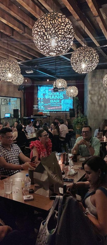 Traspaso Restaurante Bar Todo Acondicionado Con Lic. Alcohol