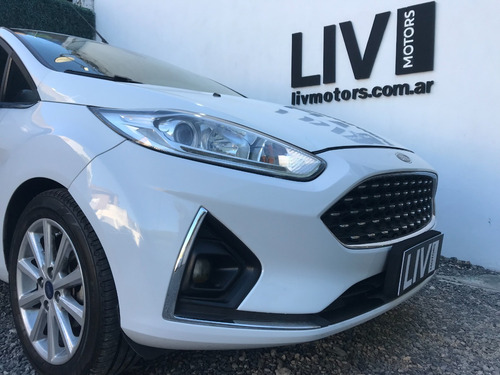 Imagen 4 de 15 de Ford Fiesta 1.6 Titanium At C/gnc Año 2018 - Liv Motors