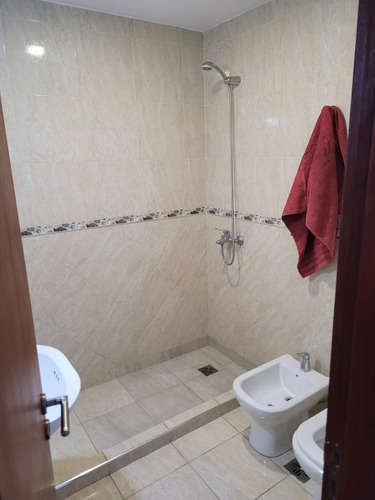 Imagen 8 de 12 de Alberdi Departamento 1 Dormitorio Balcon A La Calle En Zipoli A Mts De Colon