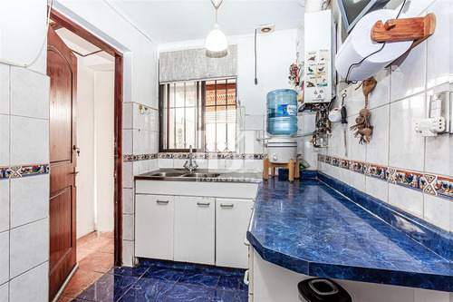Casa En Venta De 5 Dorm. En Vitacura
