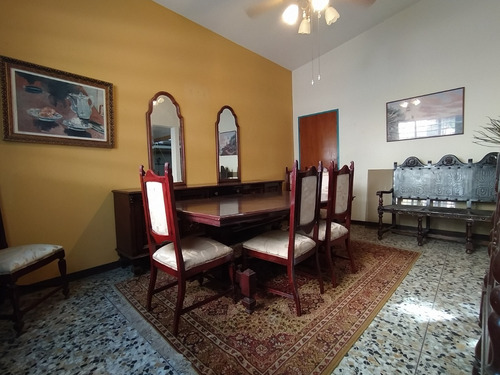 Imagen 4 de 13 de Casa Quinta En Los Rauseos En Venta, El Limon. 22-16380 Morel