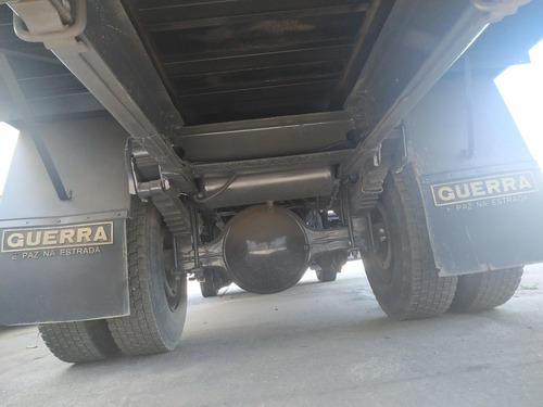 Volvo Vm 210 2011 Toco 4x2 Baú 6,60 Metros