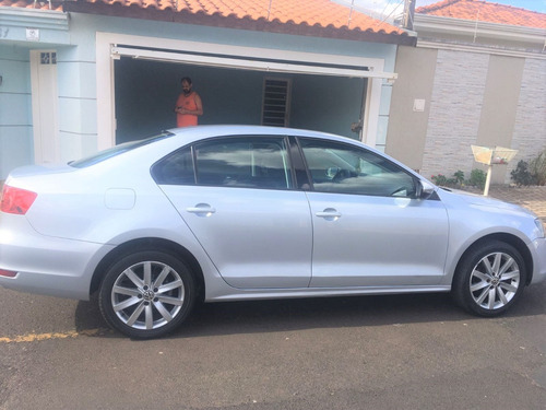 Imagem 11 de 14 de Jetta Comfortline 2012 V8 2.2