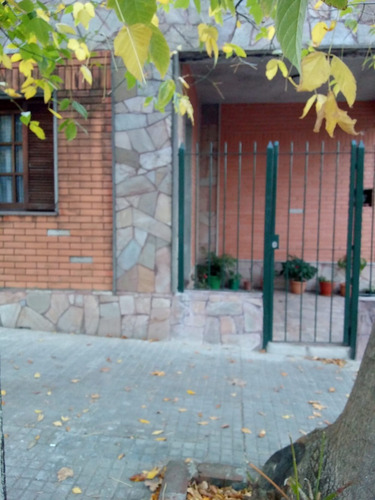 Casa Venta 2 Dormitorios Excelente Estado