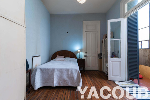 Ph En Venta - 4 Dormitorios 2 Baños - 270mts2 - Almagro