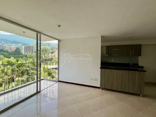Apartamento En Arriendo En Camino Verde. Cod A776100