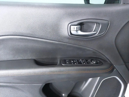 Imagem 9 de 15 de 153414 - Jeep Compass 2018 Garantia