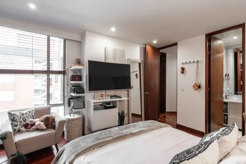 Apartamento En Venta En San Patricio. Cod V8112