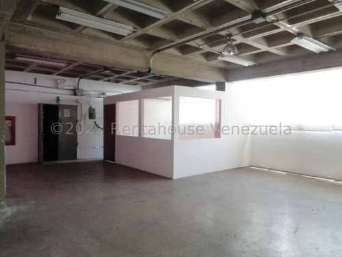 Imagen 5 de 10 de Edificio Industrial En Venta - Urb La Urbina - Mls#23-6749