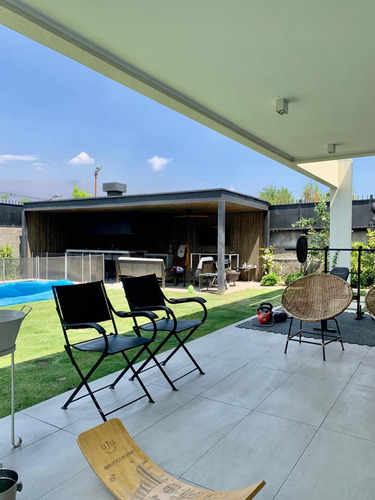 Conectividad Y En Condominio: Mediterránea E Impecable