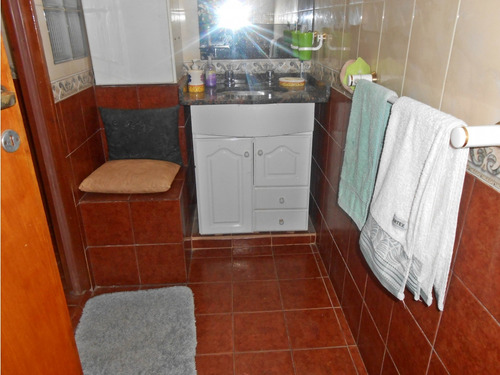 Se Vende Casa 3 Dorm. Centrica En Almafuerte