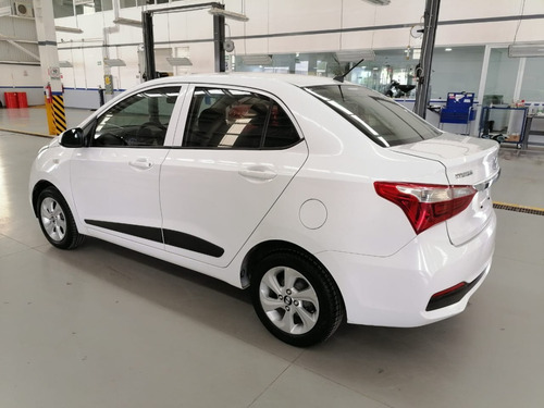 Imagen 3 de 15 de Hyundai Grand L10 Gls