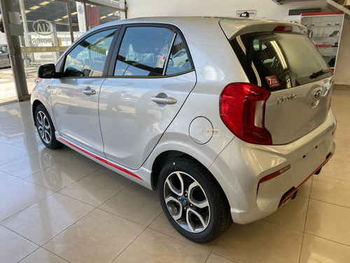 Imagen 14 de 21 de Kia Picanto Gt Line 2023 Mecanico