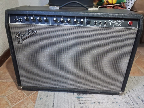 Amplificador Fender Frontman 212r