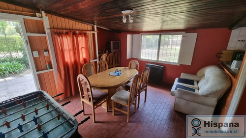 Retasada!! Casa En Venta, En Del Viso, Barrio Los Jazmines, Sobre La Calle Necochea Esquina Florida.