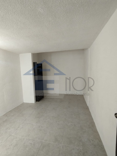 404 Casa Sola En Unidad Mirasoles, Canal De Garay, Iztapalapa, Cdmx.