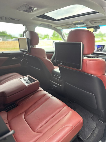 Lexus 2021 F Sport Americana