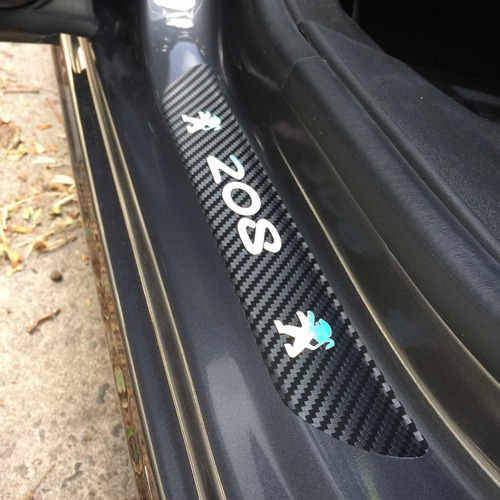 Imagen 4 de 4 de Cubre Zócalos Adhesivos Peugeot 208