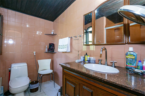 Imagem 28 de 30 de Casa Assobrada Com 4 Dormitórios E 4 Vagas, Sendo De Esquina. - Reo686878
