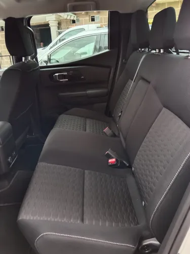 Mitsubishi L200 2.4 Cd Gls 4X4 At