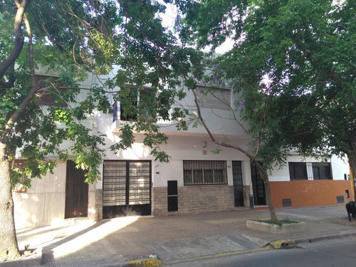 Imagen 1 de 10 de Venta Ph Independiente En 116 61y62, La Plata